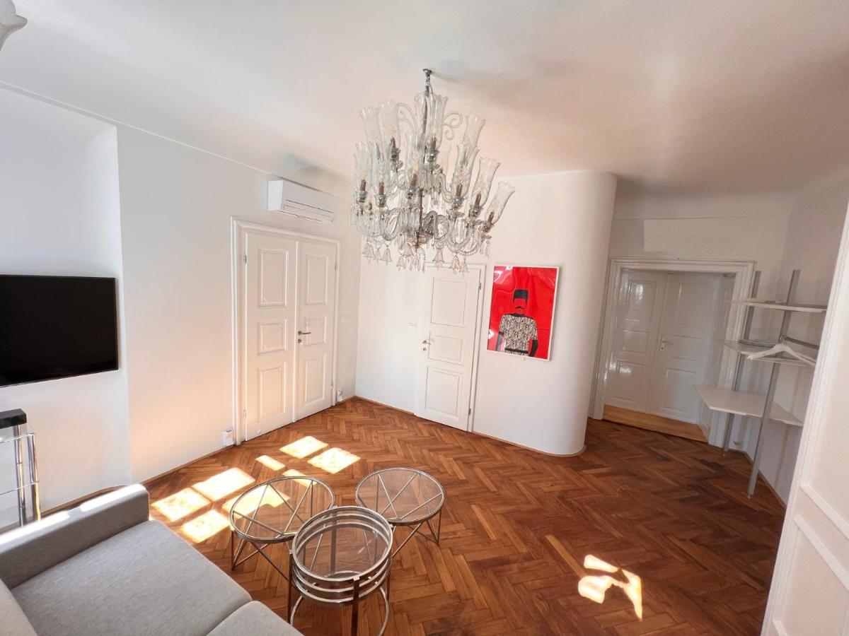 Ab Ljubljana - Breg Apartments ภายนอก รูปภาพ