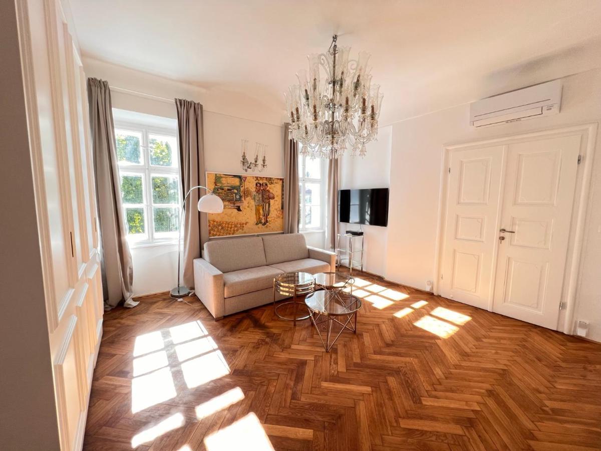 Ab Ljubljana - Breg Apartments ภายนอก รูปภาพ