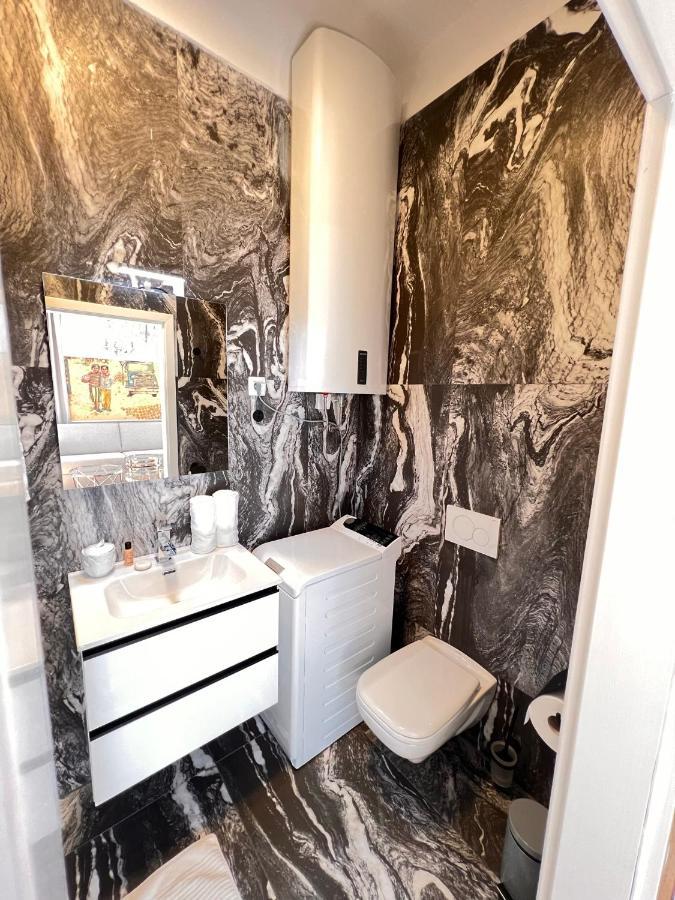 Ab Ljubljana - Breg Apartments ภายนอก รูปภาพ