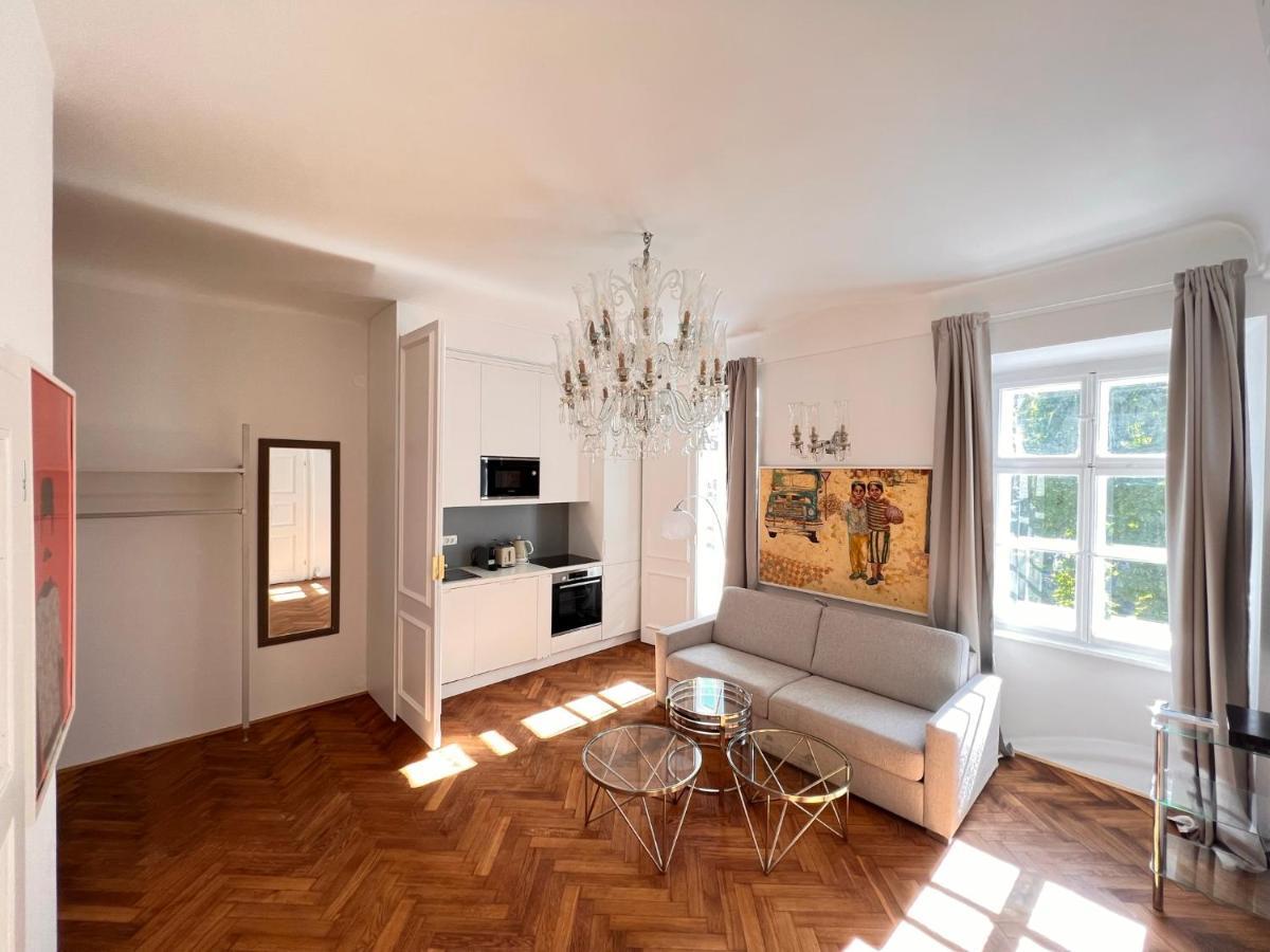 Ab Ljubljana - Breg Apartments ภายนอก รูปภาพ