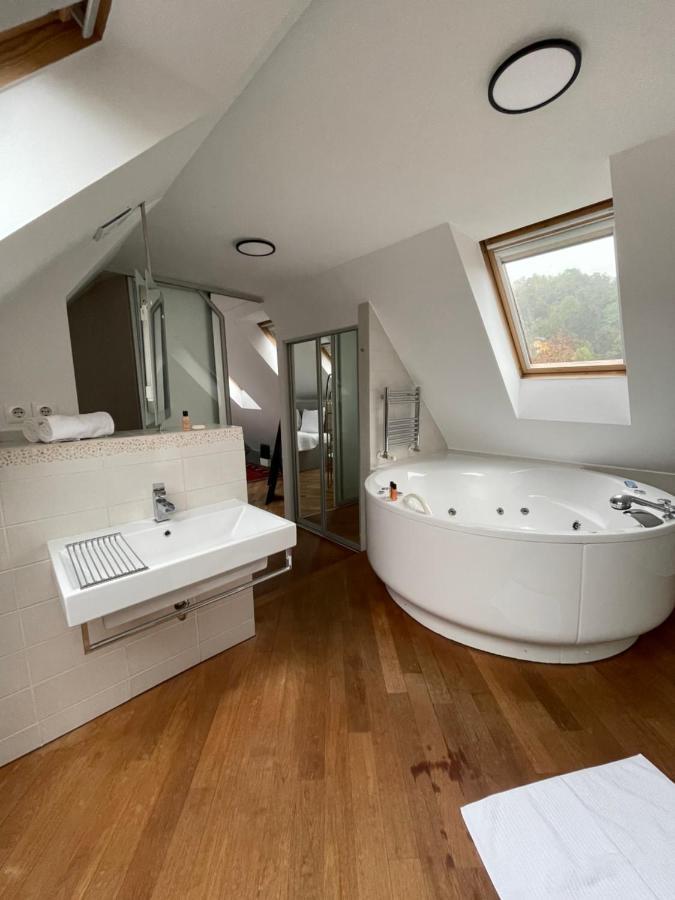Ab Ljubljana - Breg Apartments ภายนอก รูปภาพ